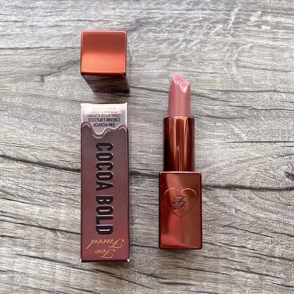Too Faced • Cocoa Bold Lipstick - Picture 9 of 12